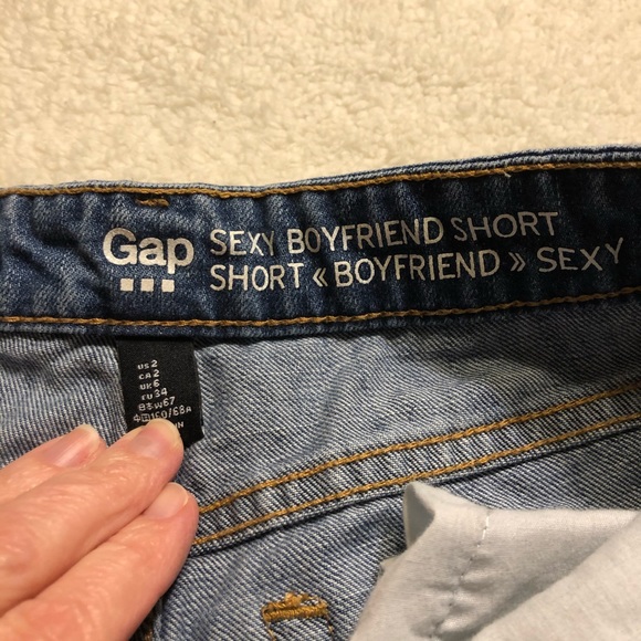 Gap Sexy Boyfriend Jean Shorts - Picture 4 of 4